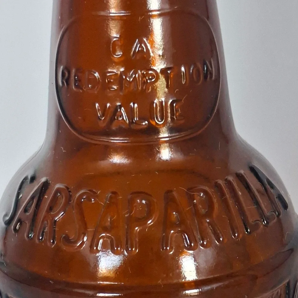 Vintage Sioux City Sarsaparilla Amber Glass Embossed Bottle Threaded Top 12 Oz